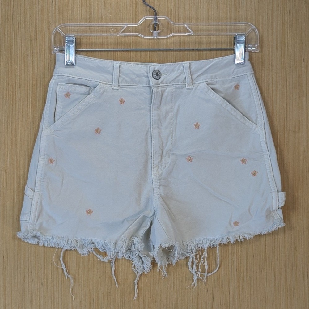 American Eagle Highest Rise 90s Boyfriend Carpenter Shorts 2 Floral Off White
